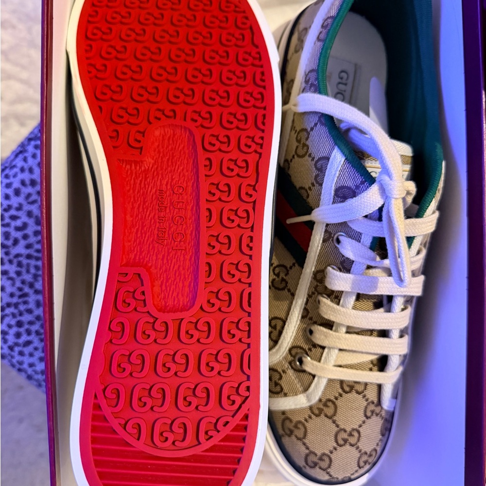 Gucci Beige Sneakers with Red Soles . Men’s 10